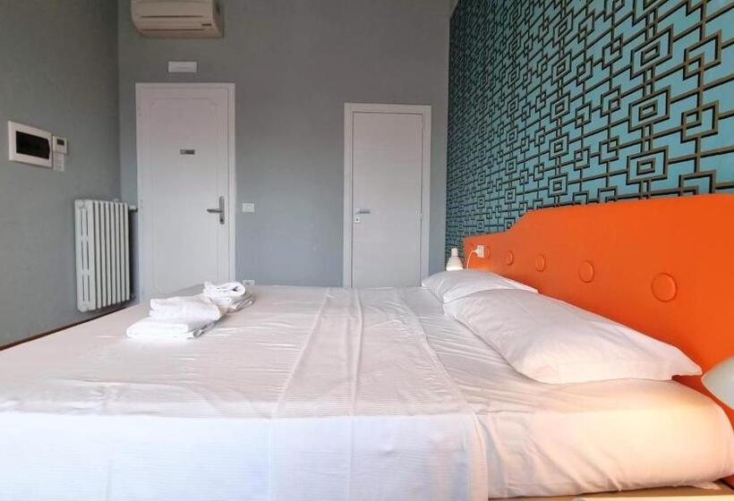 اتاق استاندارد سه نفره, Locanda Al Volo Tor Bandena