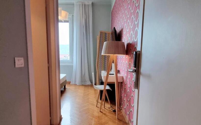 اتاق استاندارد, Locanda Al Volo Tor Bandena