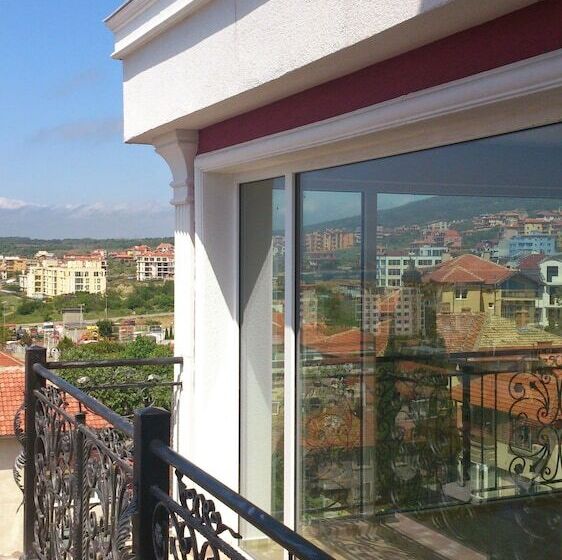 Апартаменты Basic 1 Спальня, Roel Residence Apartments