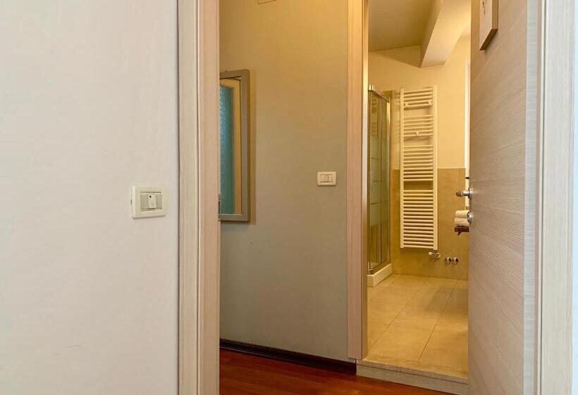 Студио Стандарт с Балконом, Porta Ronca   B&b, Suites & Apts