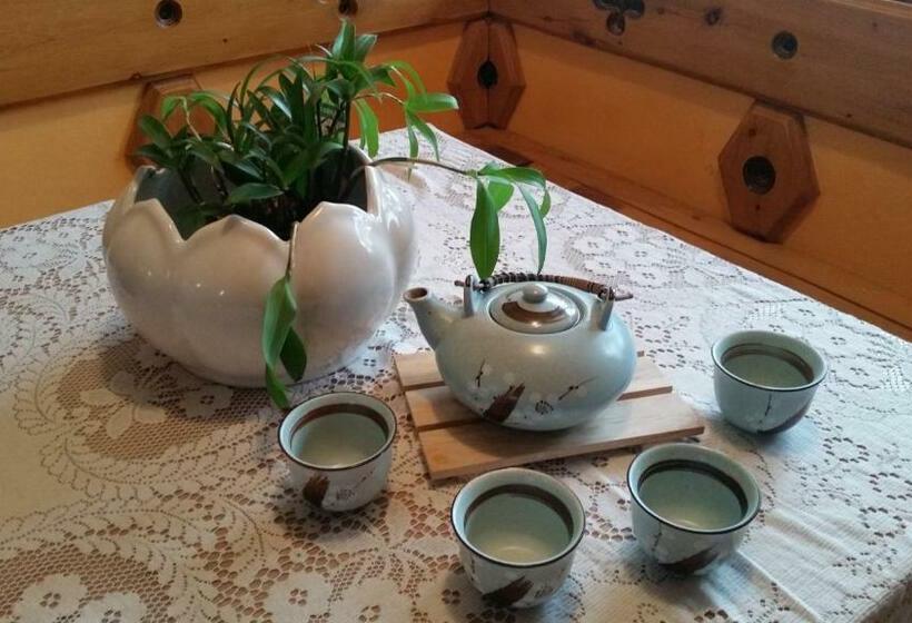 חדר סטנדרט נוף לגינה, Sonja S Bed And Breakfast