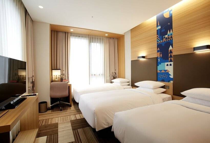 Номер Стандарт, Aloft Seoul Myeongdong