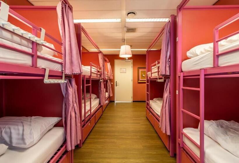 מיטה בחדר משותף, Hostelle   Women Only Hostel Amsterdam
