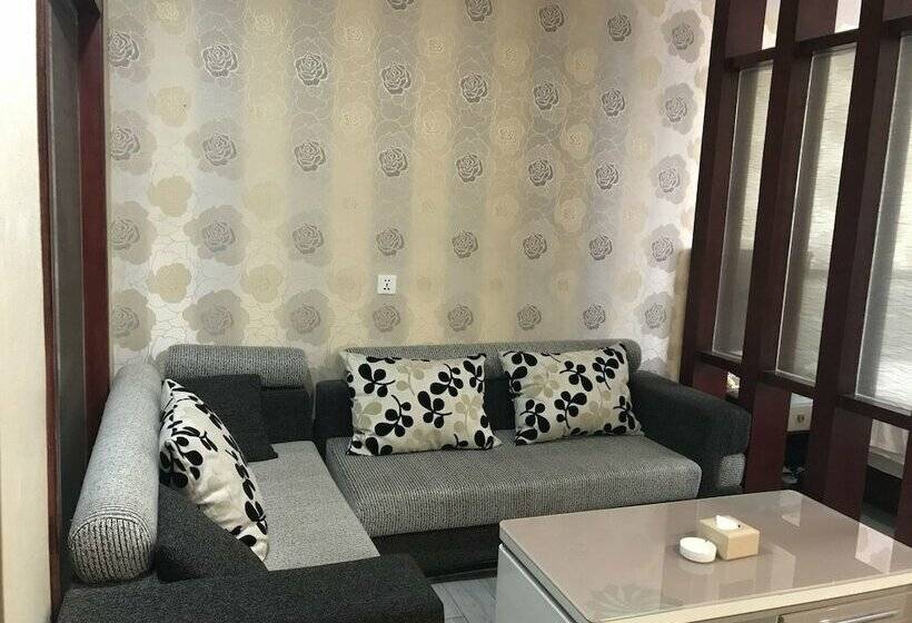 Quarto Classe Business, Kaiserdom Changsha South Station