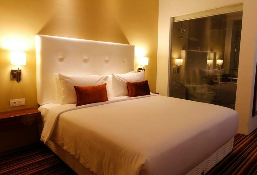 Номер Deluxe, Royal Asnof Hotel Pekanbaru