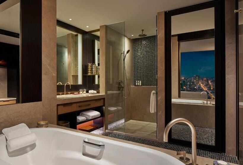 Номер Премиум, Rosewood Phnom Penh