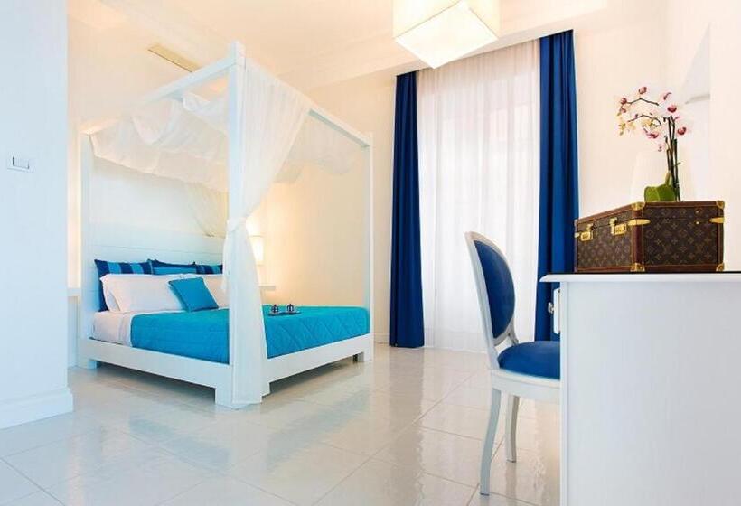 جناح جونيور, Palazzo Murrano   Adults Only