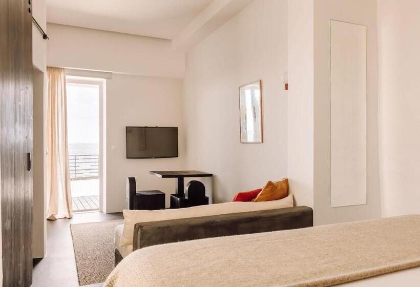 Полулюкс Вид на Море, White Exclusive Suites & Villas