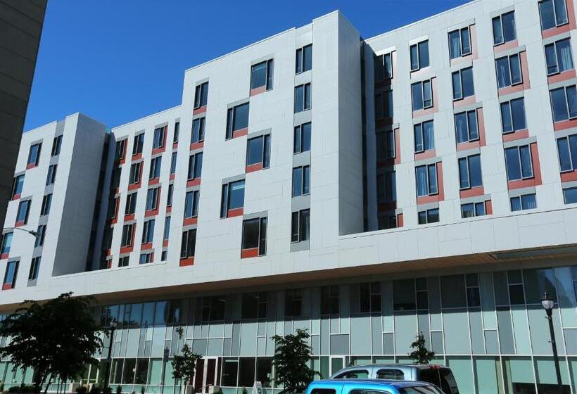 4 베드룸 스위트, Dalhousie University Accommodations