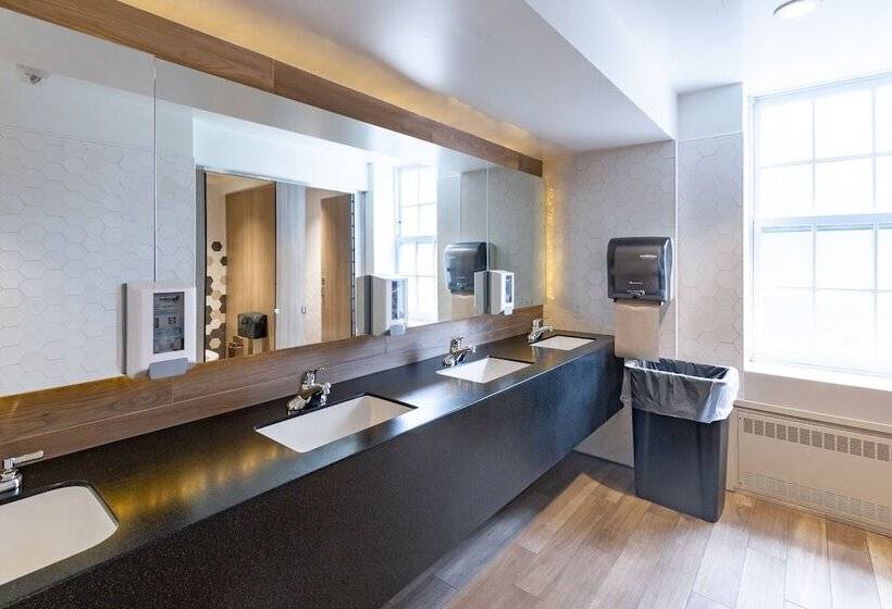 스탠다드 싱글 룸 공동욕실, Dalhousie University Accommodations