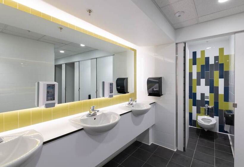 스탠다드 싱글 룸 공동욕실, Dalhousie University Accommodations