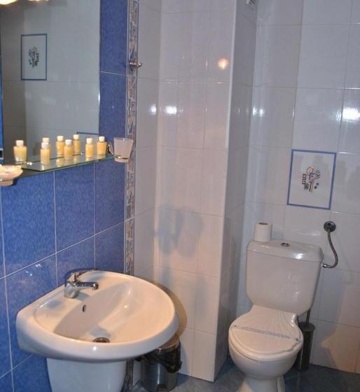 Номер Стандарт Трехместный, Family Hotel Delta