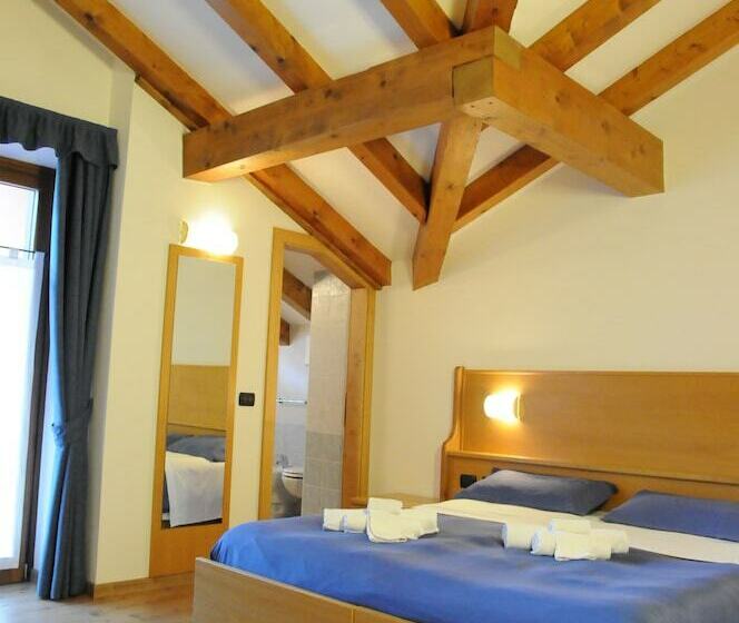 اتاق استاندارد سه نفره, Albergo Alla Posta