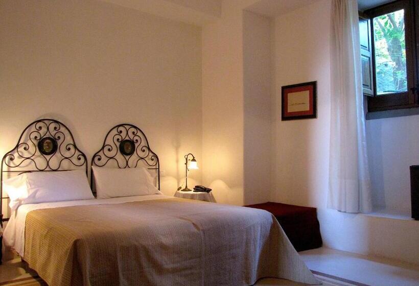 Quarto Economy, Santa Marina Antica Foresteria