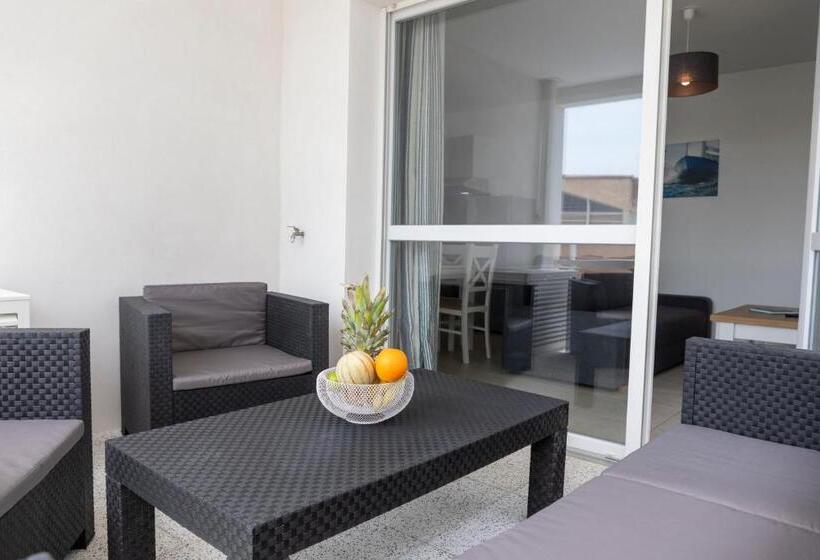 Апартаменты 2 Спальни с Террасой, My Hôtel Résidences   Port Leucate