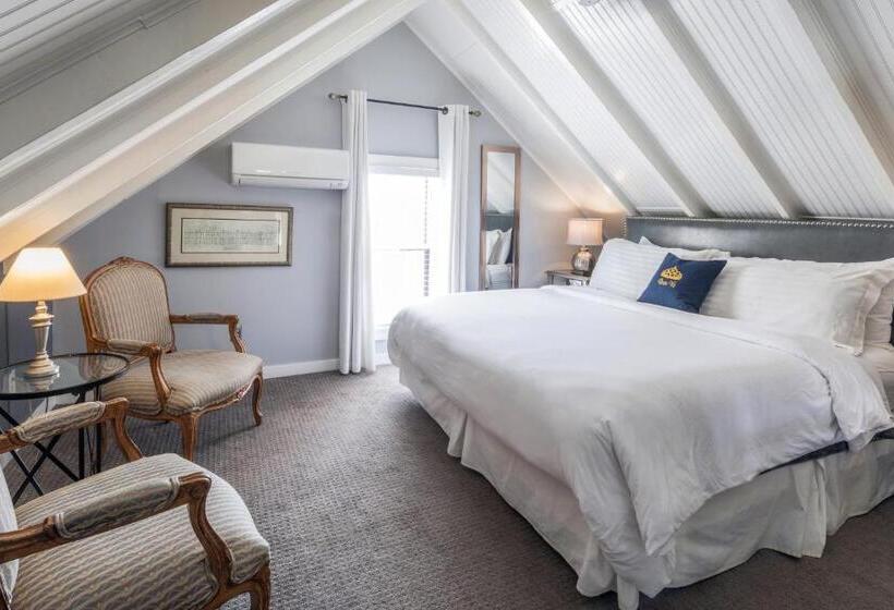 스탠다드 룸 킹사이즈 침대, Queen Vic Guest House