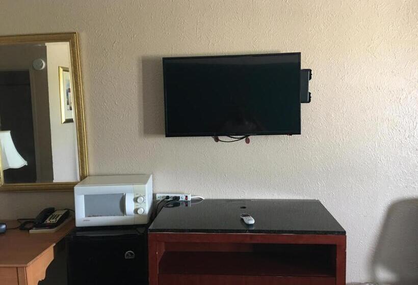 Номер Economy, Chaparral Motel