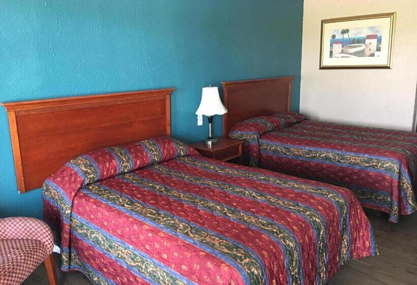 Семейный Номер Deluxe, Chaparral Motel