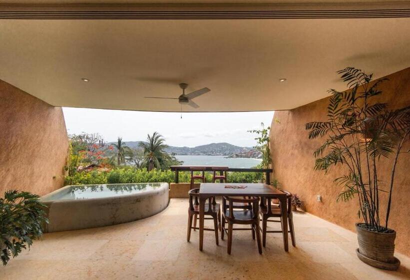 2 Bedroom Apartment with Pool, Armadillo Living Villas