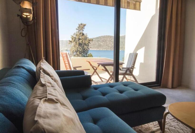 Номер Deluxe Вид на Море Боковой, Casa Bo Boğaziçi Butik Otel