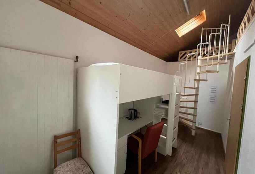 اتاق استاندارد چهار تخته, Interlaken Saberana Studio 11