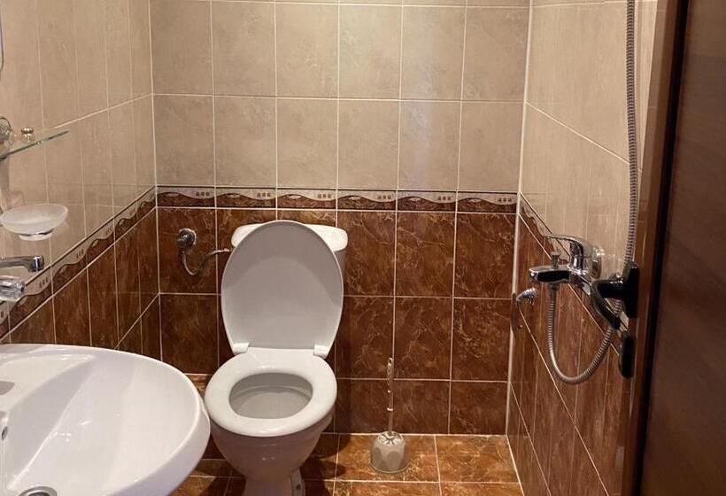Quarto Quádruplo Estandar, къща за гости  прима