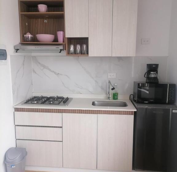 Escritório Deluxe, Homy Apartamentos   Deluxe