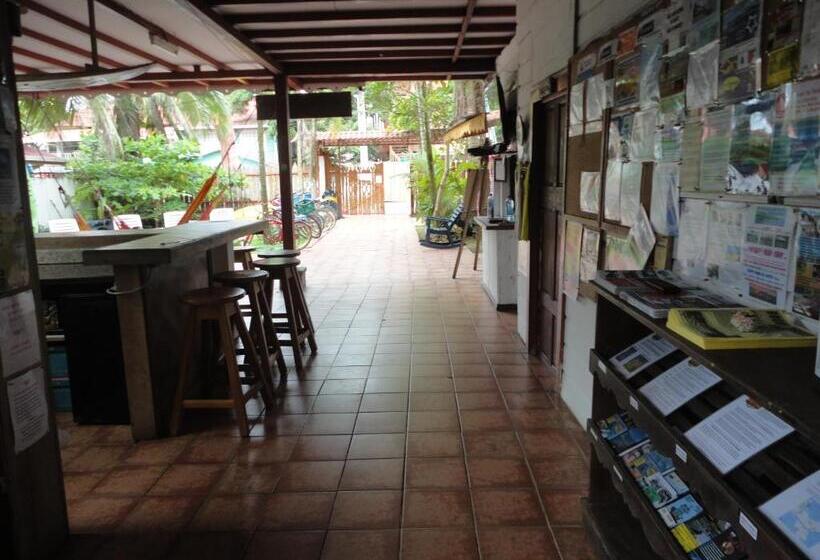 غرفة قياسية رباعية, Spanish By The Sea   Bocas