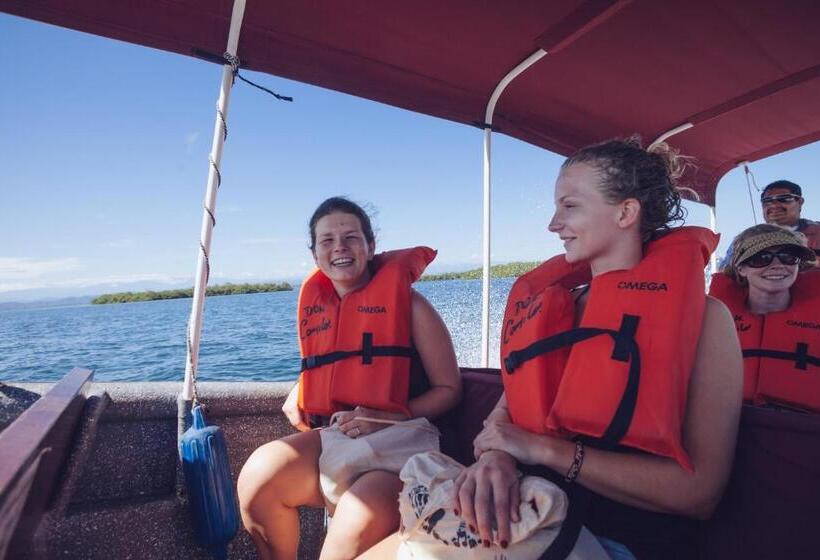 غرفة قياسية, Spanish By The Sea   Bocas