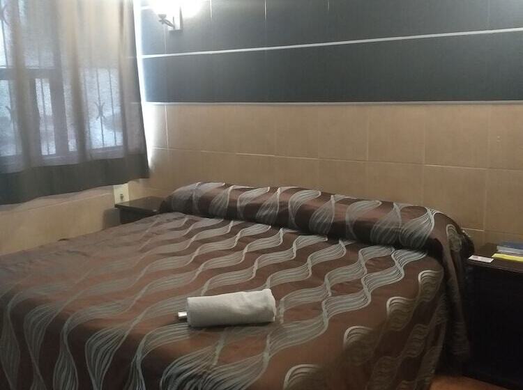اتاق استاندارد چهار تخته, Hacienda Canada Rica 1