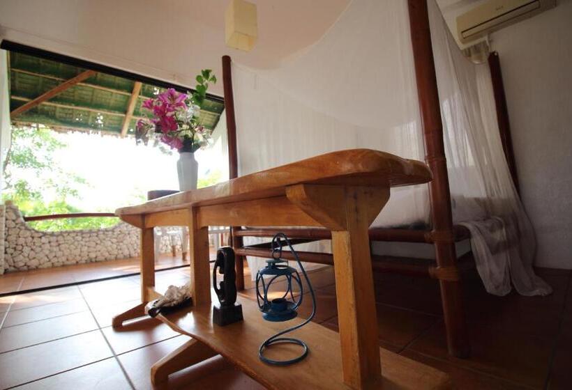 Номер Стандарт Вид на Бассейн, The Blue Orchid Resort