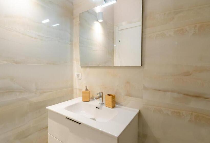 带大床的标准间, Palmanova Suites