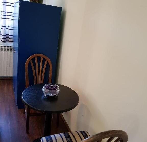اتاق استاندارد, Favela Hostel