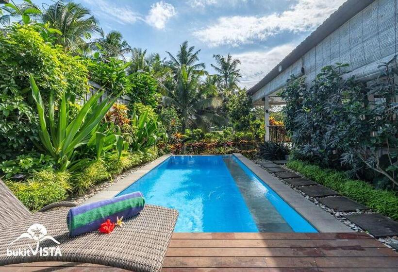 Номер Стандарт Вид на Бассейн, Rumah Taman Kutuh