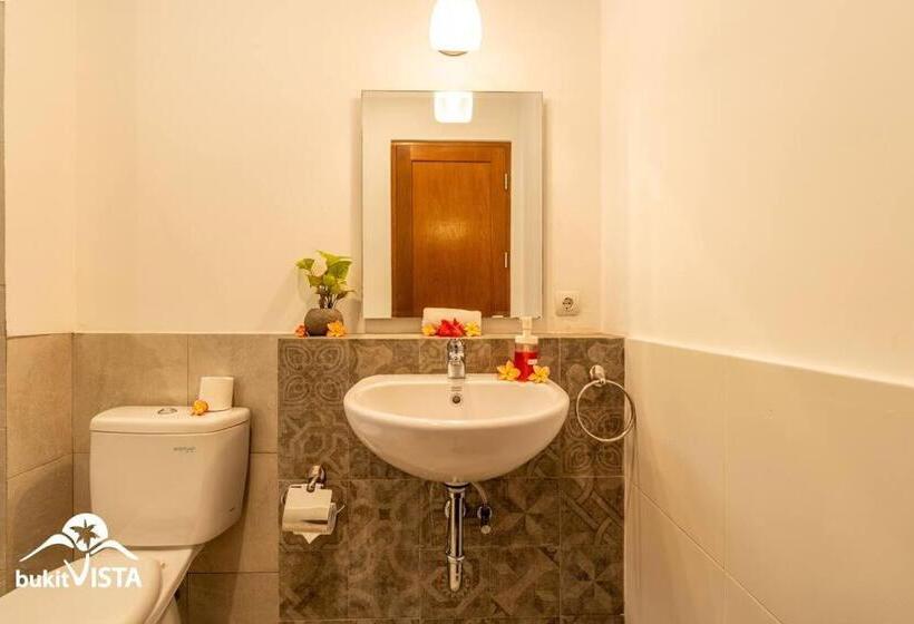 Номер Стандарт Вид на Бассейн, Rumah Taman Kutuh