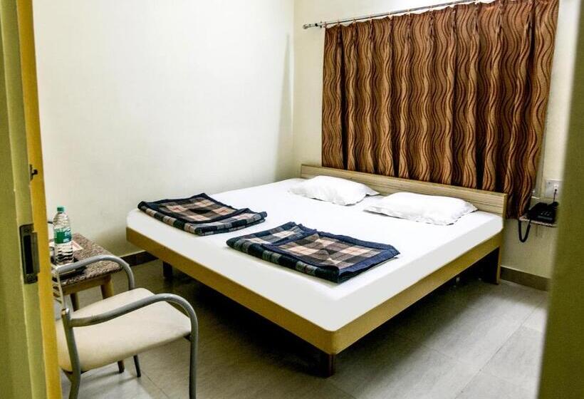 اتاق استاندارد, Akashdeep