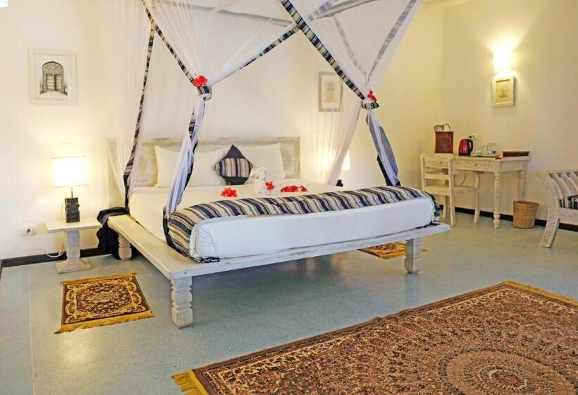 Бунгало Стандарт, Pongwe Bay Resort