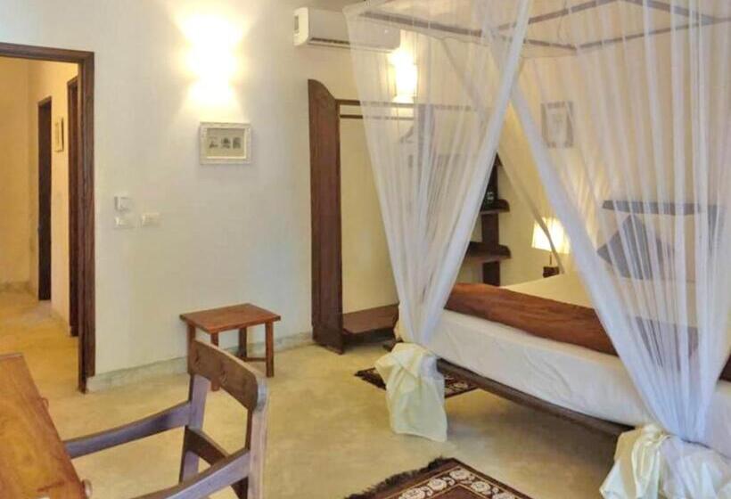 Семейный Номер Вид на Сад, Pongwe Bay Resort