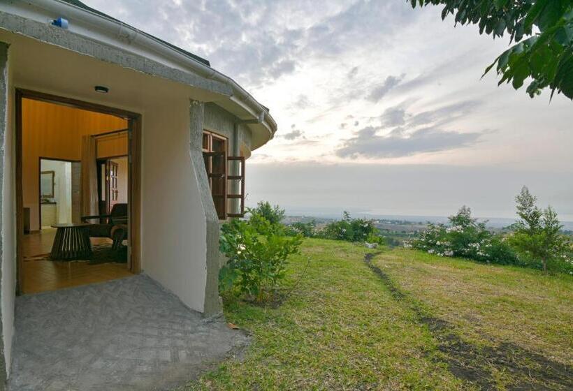 اتاق لوکس با چشم‌انداز دریاچه, Lake George View Golf Resort