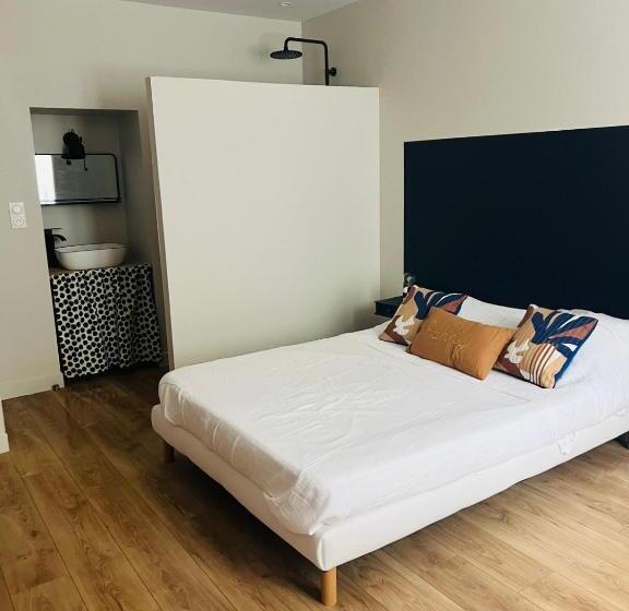 Номер Стандарт, Maison 23