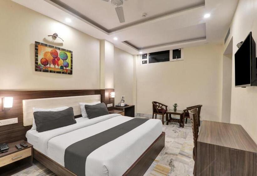 Трехместный Номер Классика, Super Townhouse Kankarbagh Formerly Kunwar Alcajars