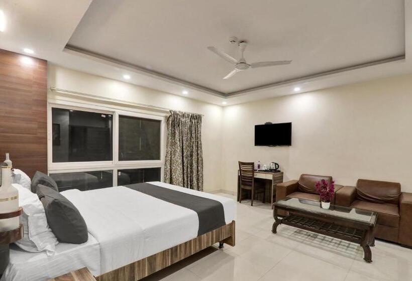 Трехместный Номер Комфорт, Super Townhouse Kankarbagh Formerly Kunwar Alcajars