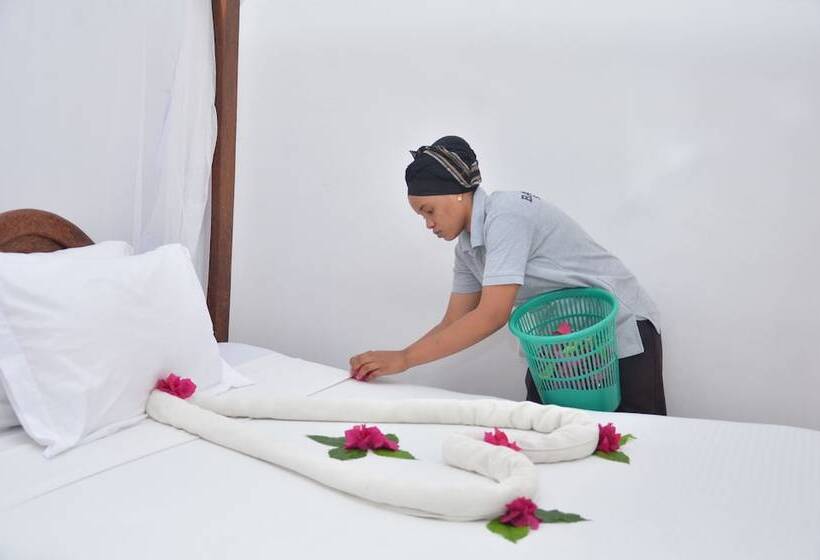 اتاق استاندارد یک نفره, Bagamoyo Spice Villa