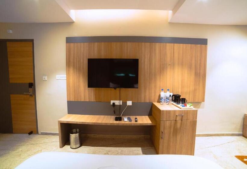 Номер Deluxe, Oviya Hotels