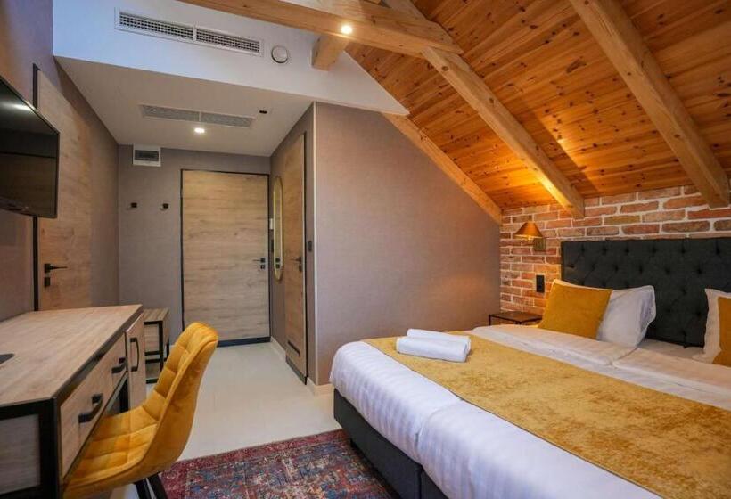 Апартаменты 2 спальни Вид на Сад, Chachacha House Vendégház