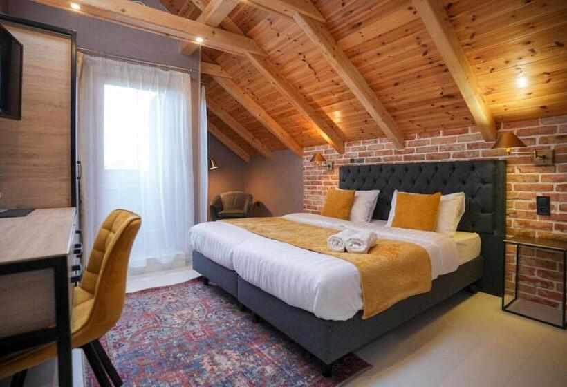 Апартаменты 2 спальни Вид на Сад, Chachacha House Vendégház