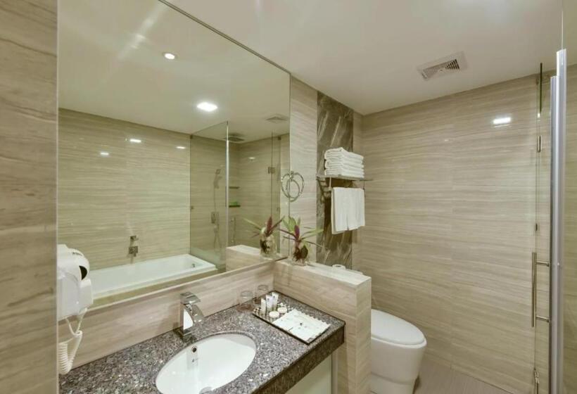 Номер Deluxe с Балконом, Flat 9 Granville Street B1 1sf