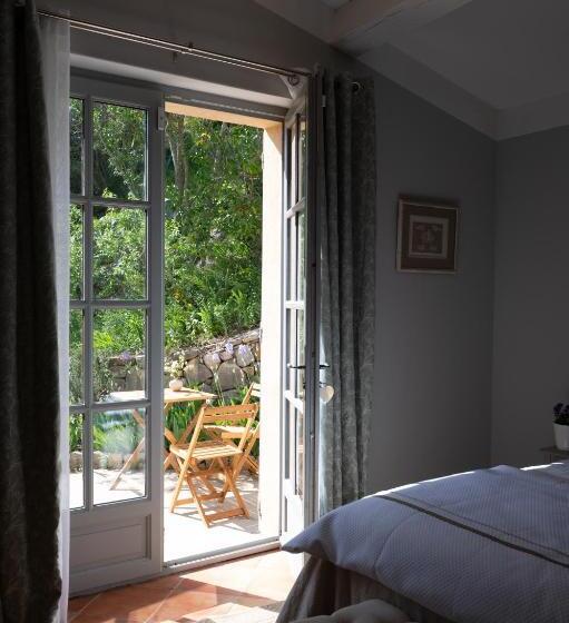 Номер Стандарт, Les Apiers, Chambre D Hôtes De Charme à Carcès