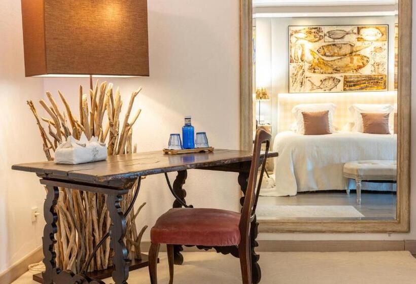 Номер Deluxe, Casablu   An Andalusian Boutique