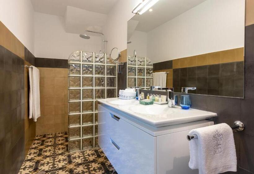 Номер Стандарт с Балконом, Casablu   An Andalusian Boutique